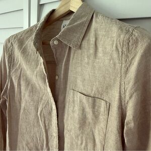 Gap khaki linen “The Easy Shirt” :: size small